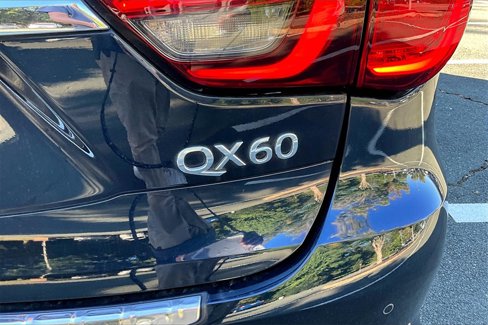 Used 2019 INFINITI QX60 Luxe w/ Essential Package image 22
