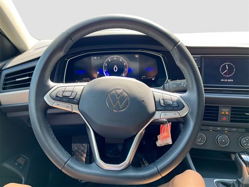 Used 2024 Volkswagen Jetta S image 9