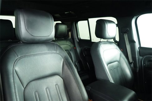 Used 2020 Land Rover Defender 110 X image 30
