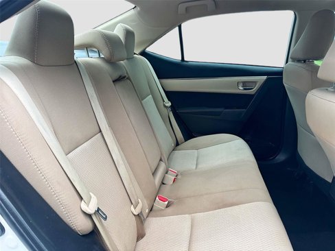 Used 2016 Toyota Corolla LE image 27