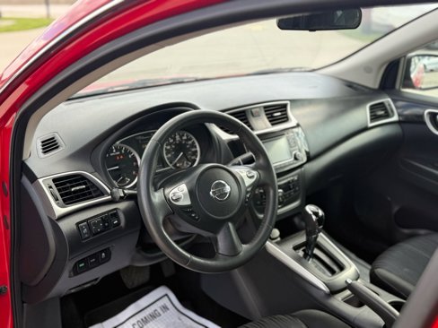 Used 2018 Nissan Sentra SV image 11