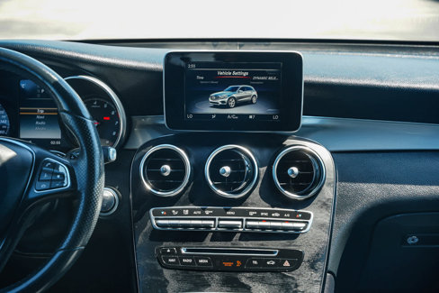 Used 2019 Mercedes-Benz GLC 300 image 13