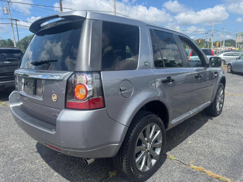 Used 2013 Land Rover LR2 HSE image 4