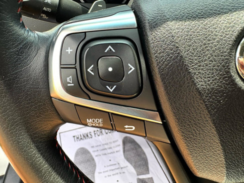 Used 2015 Toyota Camry SE image 9