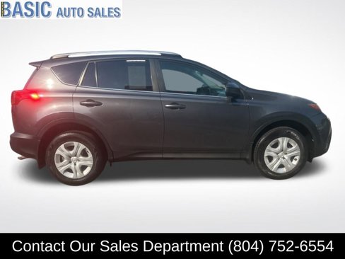 Used 2015 Toyota RAV4 LE image 4
