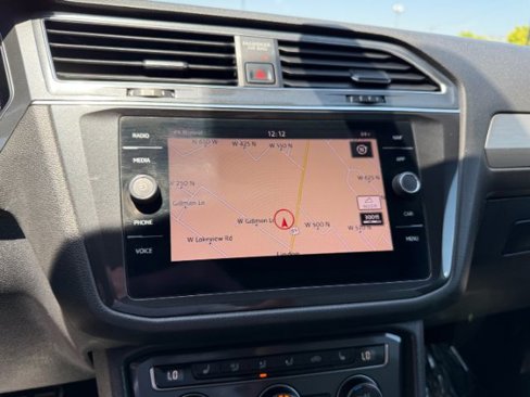 Used 2019 Volkswagen Tiguan SEL R-Line w/ 3rd Row Seat Package image 18