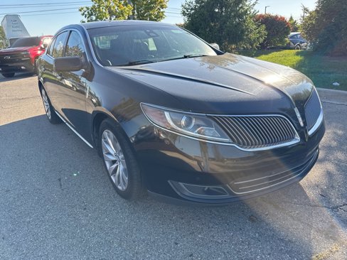 Used 2013 Lincoln MKS image 3