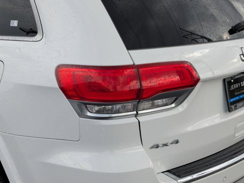 Used 2018 Jeep Grand Cherokee Limited image 11