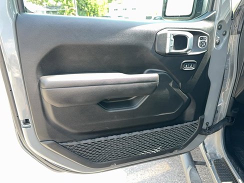 Used 2022 Jeep Wrangler Unlimited Sport image 10