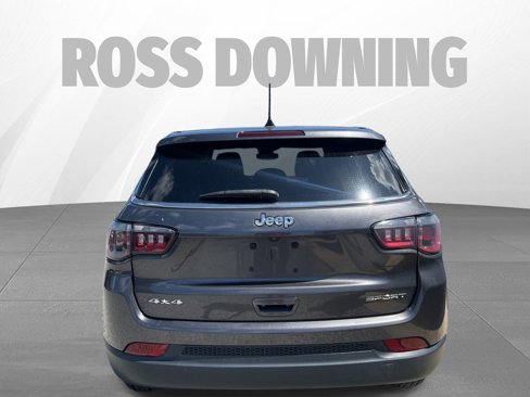 Used 2022 Jeep Compass Sport image 5