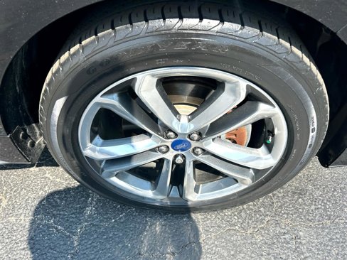 Used 2015 Ford Edge Sport w/ Equipment Group 401A image 10