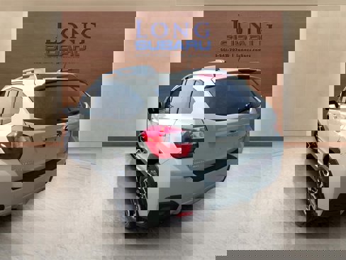 Used 2017 Subaru Crosstrek 2.0i Premium w/ Moonroof Package image 9
