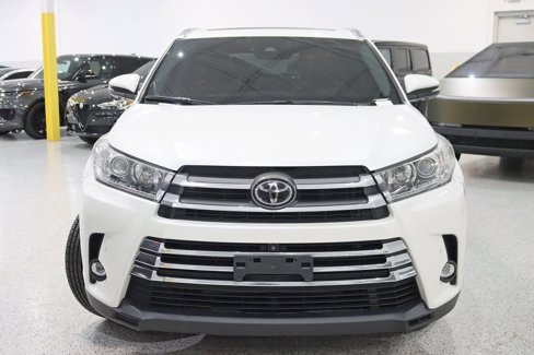 Used 2019 Toyota Highlander Limited Platinum image 8