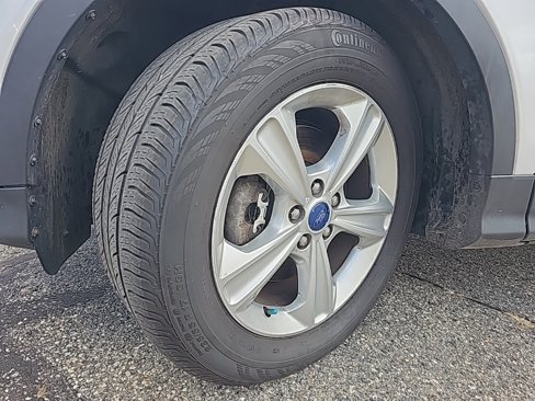 Used 2014 Ford Escape SE w/ Equipment Group 201A image 10
