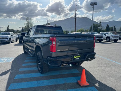Used 2021 Chevrolet Silverado 1500 LT Trail Boss image 5