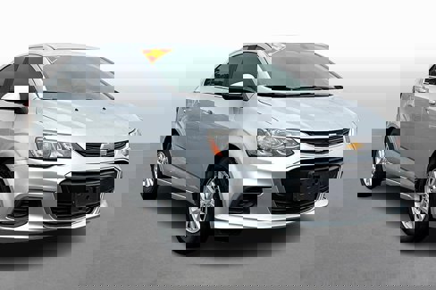Used 2020 Chevrolet Sonic LT w/ Convenience Package image 5