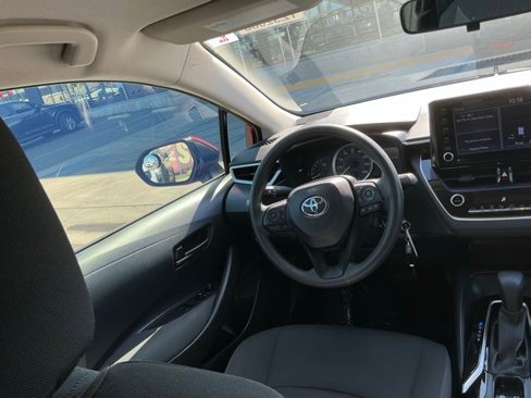 Used 2022 Toyota Corolla LE image 14