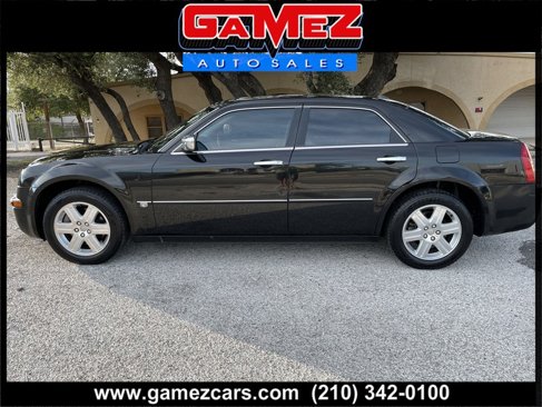 Used 2005 Chrysler 300 C w/ Protection Group II image 1