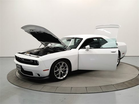 Used 2022 Dodge Challenger GT image 12