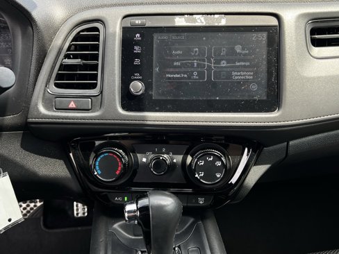 Used 2021 Honda HR-V Sport image 6