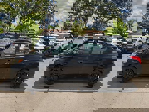 Used 2012 Nissan Versa S image 8