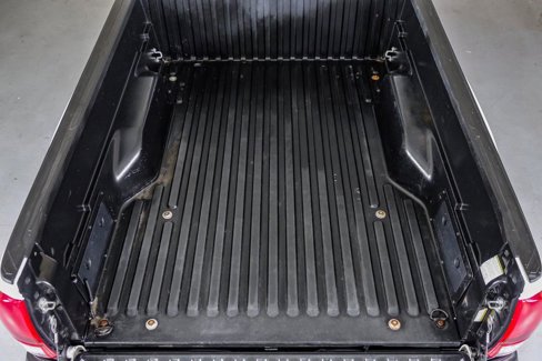Used 2018 Toyota Tacoma SR image 43
