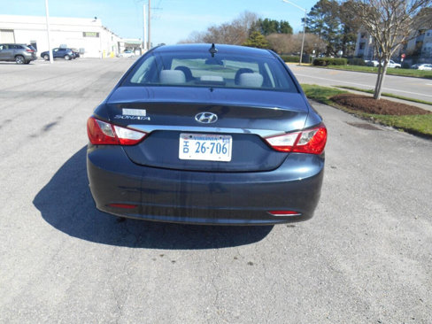Used 2011 Hyundai Sonata GLS image 8