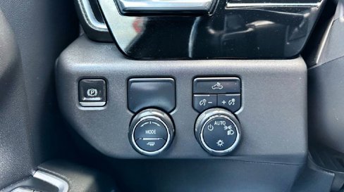 Used 2022 Chevrolet Silverado 1500 LT image 19