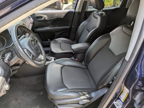 Used 2021 Jeep Compass Latitude image 9