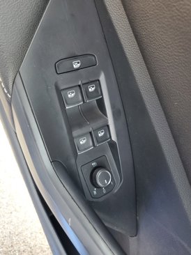 Used 2024 Volkswagen Jetta SE image 10