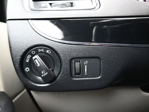 Used 2019 Dodge Grand Caravan SXT image 26