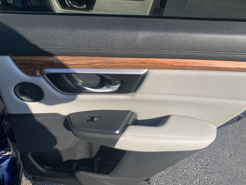 Used 2020 Honda CR-V Touring image 34