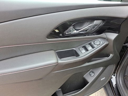 Certified 2023 Chevrolet Traverse RS image 18