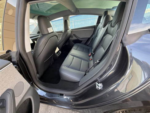 Used 2025 Tesla Model 3 Long Range image 21