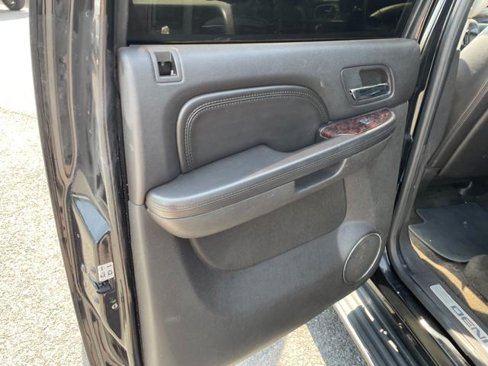 Used 2008 GMC Yukon XL Denali image 19