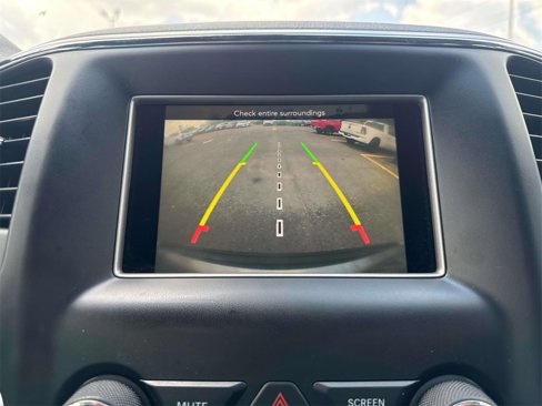 Used 2019 Jeep Grand Cherokee Laredo image 43