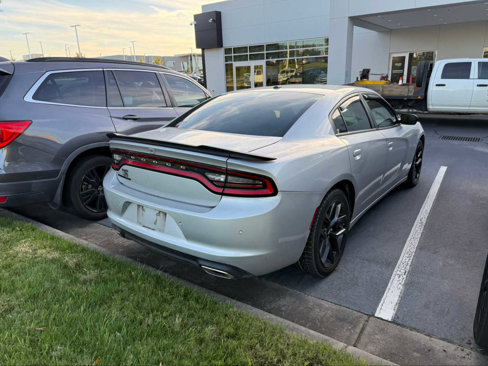 Used 2019 Dodge Charger SXT w/ Plus Group image 8