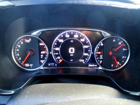 Used 2022 Chevrolet Blazer RS w/ Enhanced Convenience Package image 8