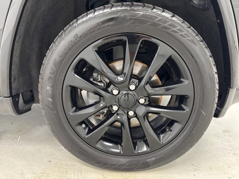 Used 2017 Jeep Grand Cherokee Altitude image 31