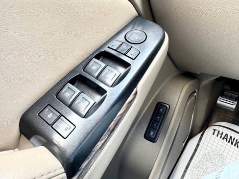 Used 2018 GMC Yukon SLT image 22