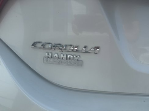 Used 2016 Toyota Corolla LE image 11