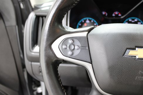 Used 2015 Chevrolet Colorado LT w/ Luxury Package image 11