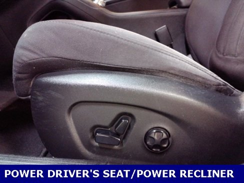 Used 2015 Chrysler 200 Limited w/ Convenience Group image 12