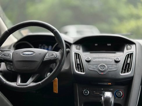 Used 2015 Ford Focus SE w/ Equipment Group 201A image 19