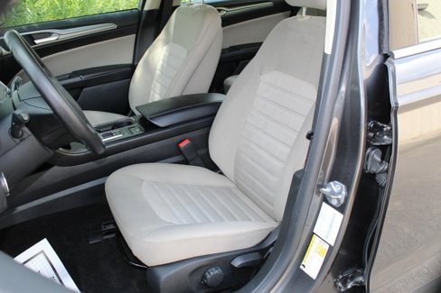 Used 2020 Ford Fusion S image 16