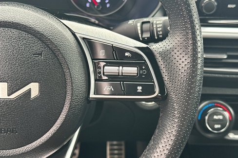 Used 2023 Kia Forte GT-Line w/ GT-Line Technology Package image 31