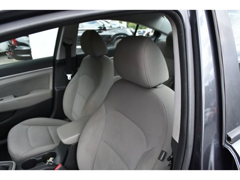 Used 2020 Hyundai Elantra SEL image 26