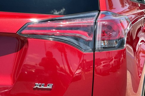 Used 2017 Toyota RAV4 XLE image 26