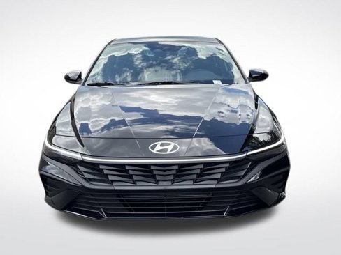 New 2025 Hyundai Elantra Sport image 8