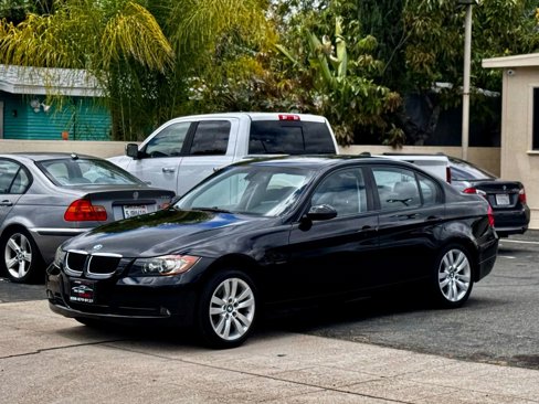 Used 2008 BMW 328i Sedan image 1